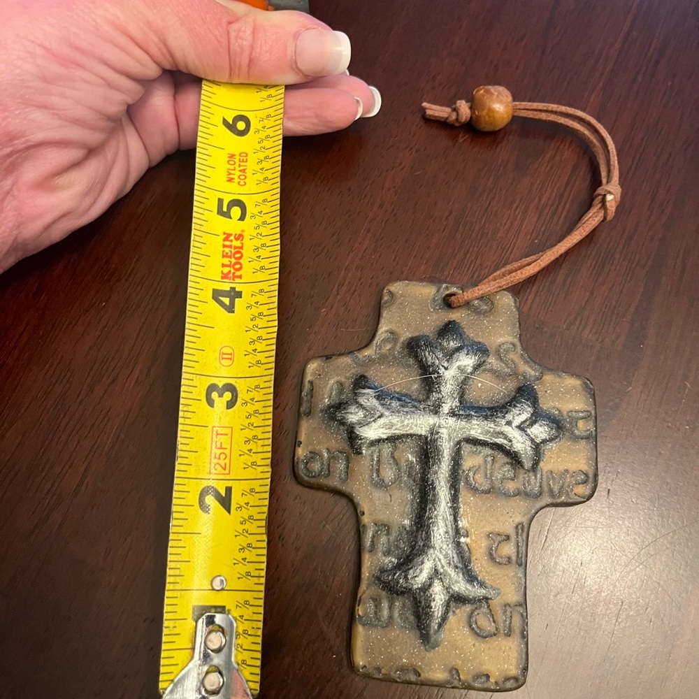 Glass cross